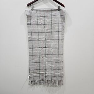 Talbots Womens Plaid Cashmere Neck Scarf Grey Fringed Quiet Luxury Academia